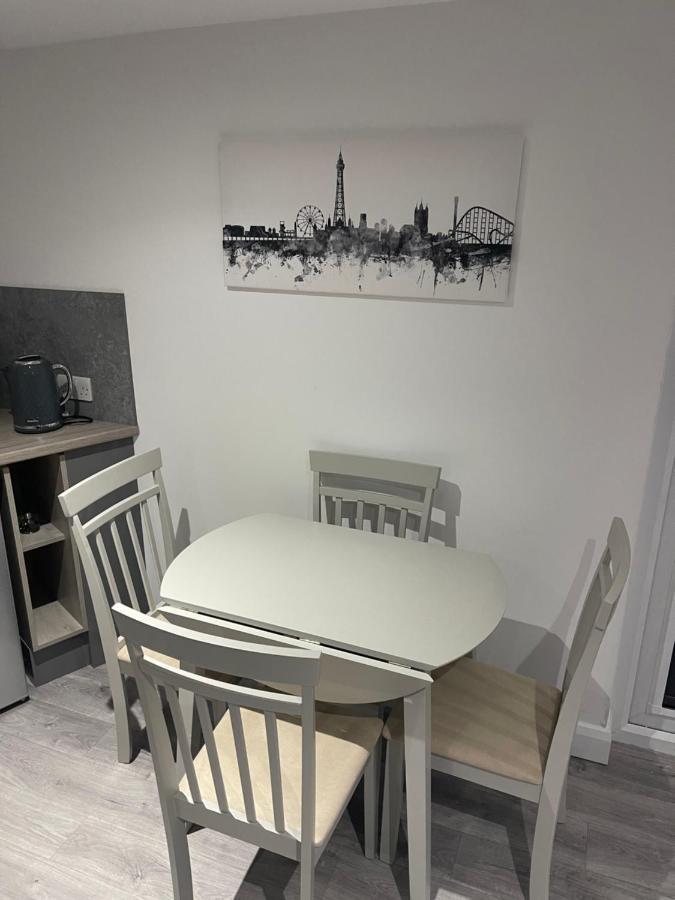 The Welcome Apartment Blackpool Exterior foto
